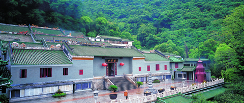 Dinghu Qingyun Temple